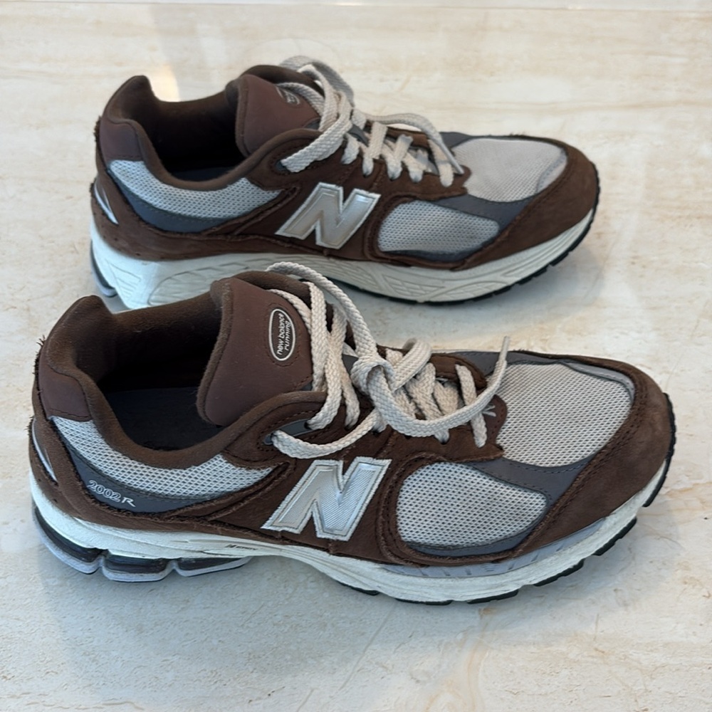 New Balance Brown Suede Sneakers